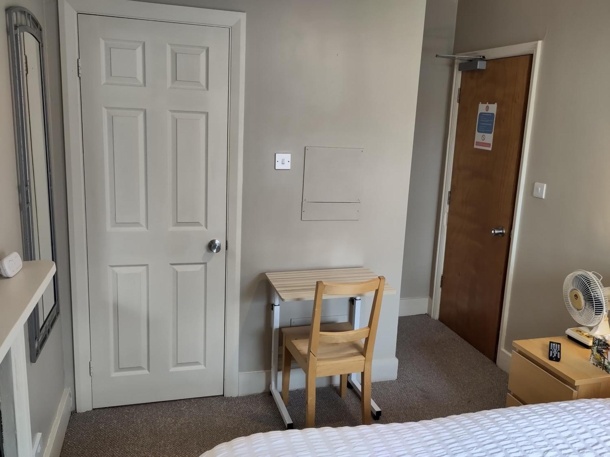 Amherst Guesthouse 雷丁 外观 照片