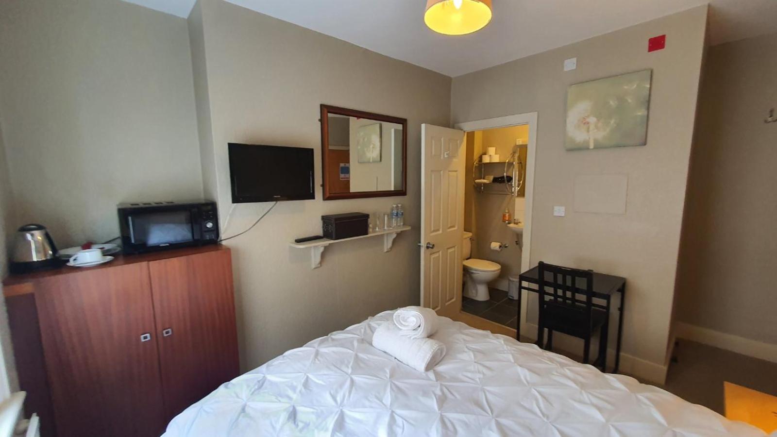 Amherst Guesthouse 雷丁 外观 照片