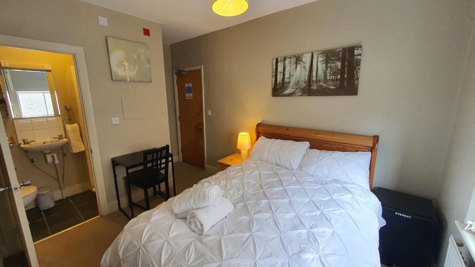 Amherst Guesthouse 雷丁 外观 照片
