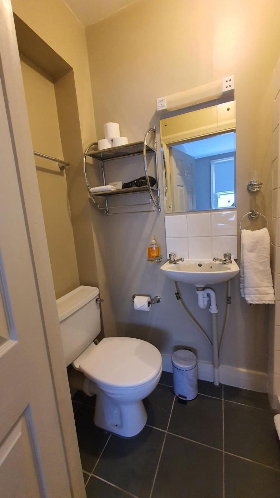 Amherst Guesthouse 雷丁 外观 照片