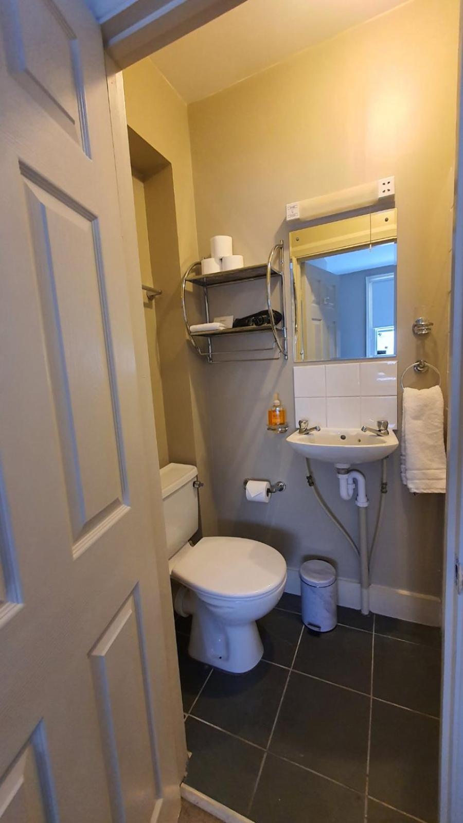 Amherst Guesthouse 雷丁 外观 照片